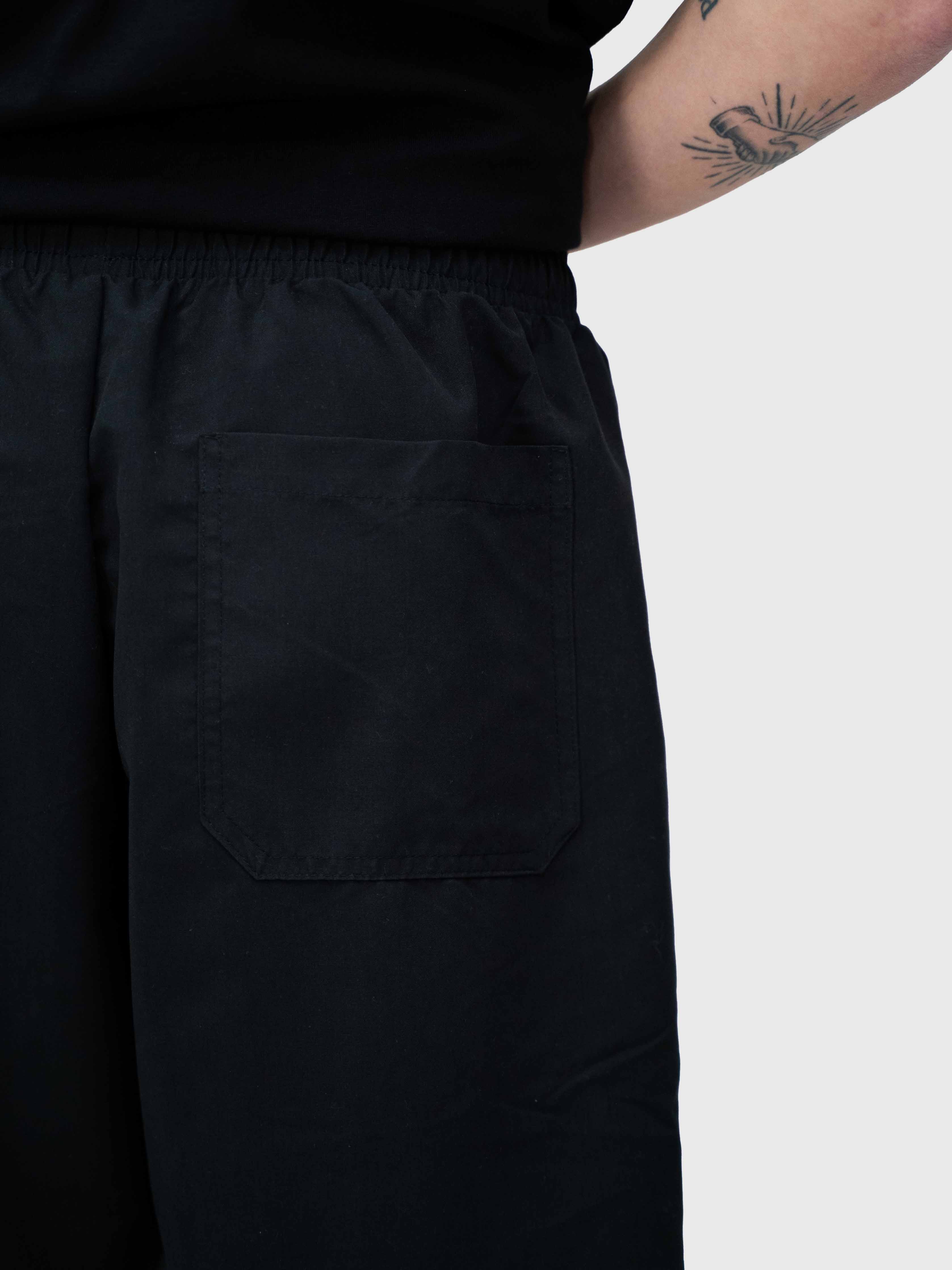 Logo Core Pants - Black/White