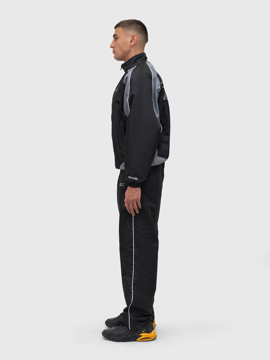 LE Track Pants - Black/Graphite Grey