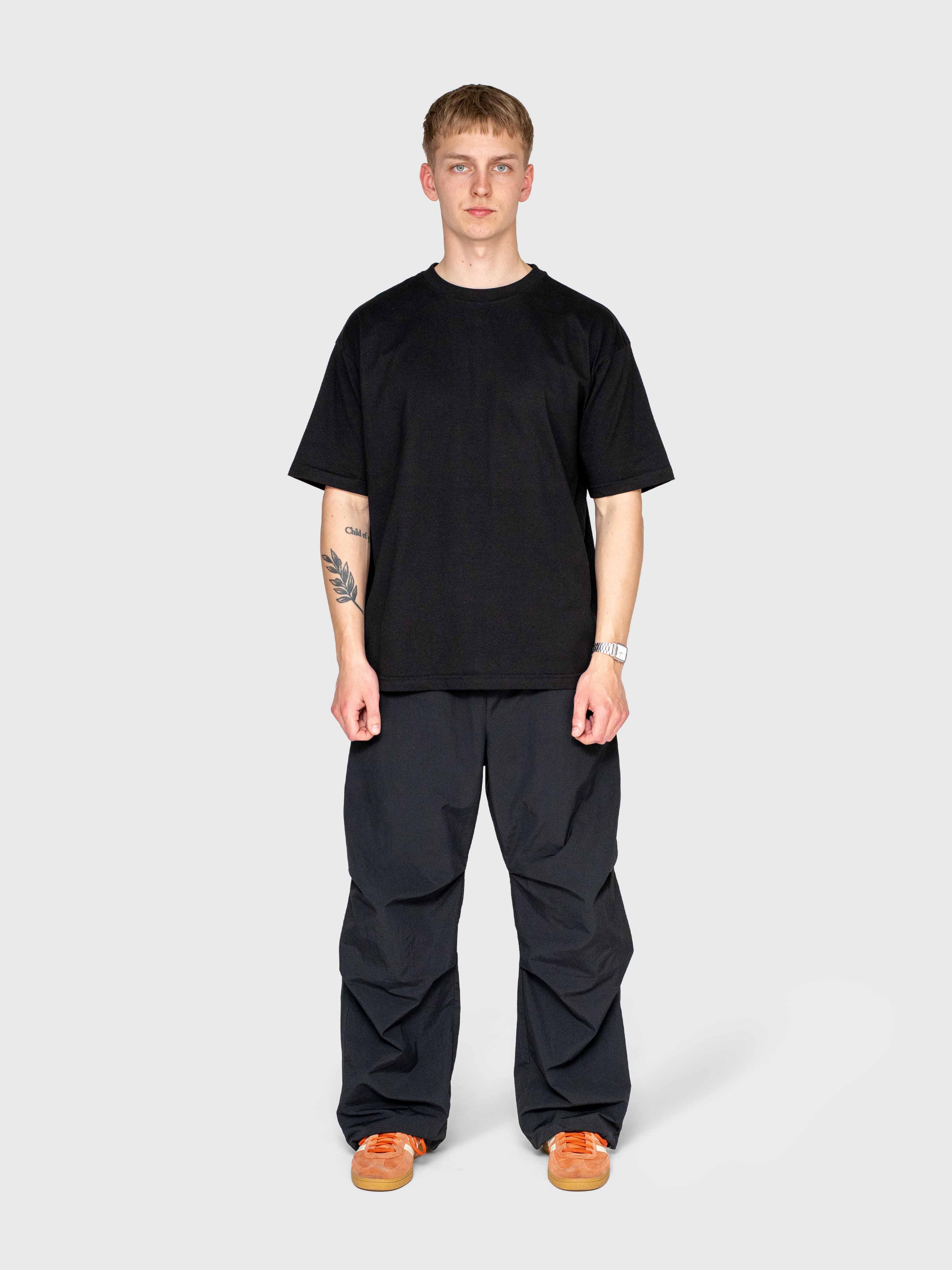 Smudgy Box Tee - Black/Pink
